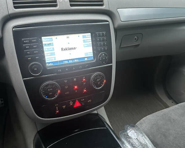 Синий Мерседес Р-Класс, объемом двигателя 2.99 л и пробегом 300 тыс. км за 10777 $, фото 12 на Automoto.ua