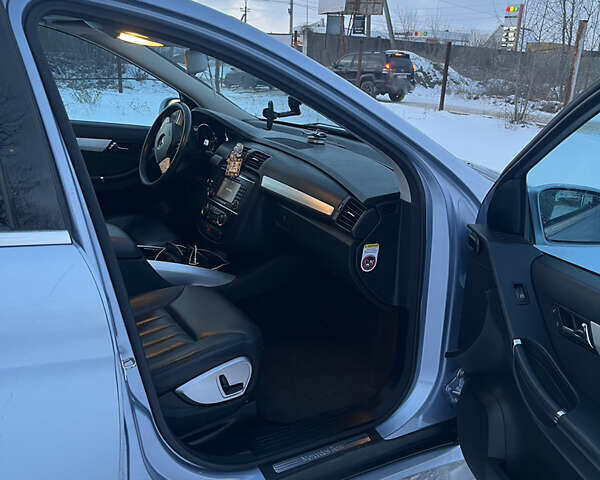 Синій Мерседес Р-Клас, об'ємом двигуна 2.99 л та пробігом 318 тис. км за 11000 $, фото 5 на Automoto.ua