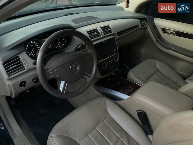 Синий Мерседес Р-Класс, объемом двигателя 2.99 л и пробегом 300 тыс. км за 7800 $, фото 6 на Automoto.ua