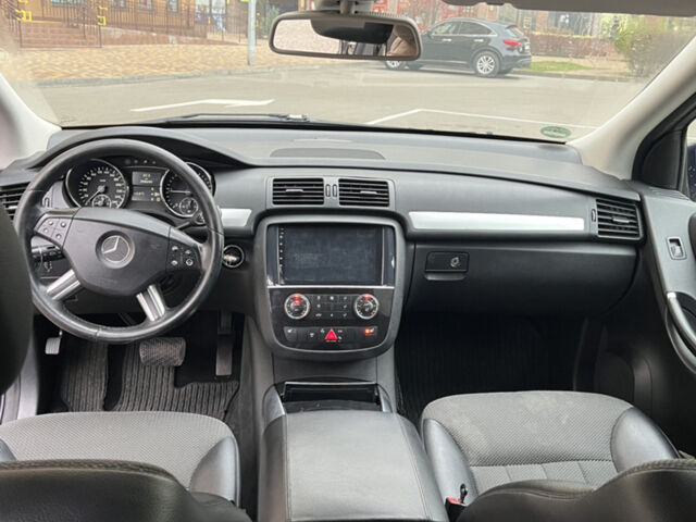 Синій Мерседес Р-Клас, об'ємом двигуна 2.99 л та пробігом 298 тис. км за 8000 $, фото 13 на Automoto.ua