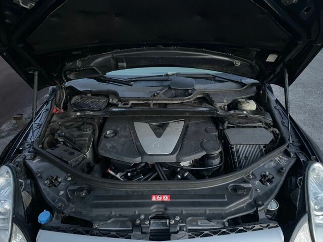 Синий Мерседес Р-Класс, объемом двигателя 3 л и пробегом 301 тыс. км за 7800 $, фото 1 на Automoto.ua