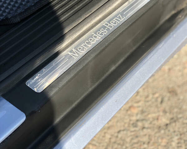 Синий Мерседес Р-Класс, объемом двигателя 2.99 л и пробегом 284 тыс. км за 10300 $, фото 8 на Automoto.ua