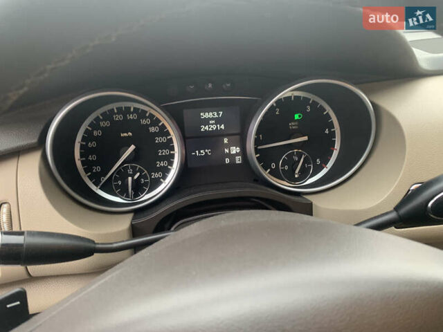 Синий Мерседес Р-Класс, объемом двигателя 2.99 л и пробегом 243 тыс. км за 14000 $, фото 4 на Automoto.ua