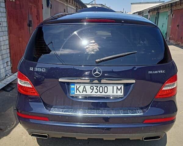 Синій Мерседес Р-Клас, об'ємом двигуна 3 л та пробігом 200 тис. км за 17000 $, фото 1 на Automoto.ua