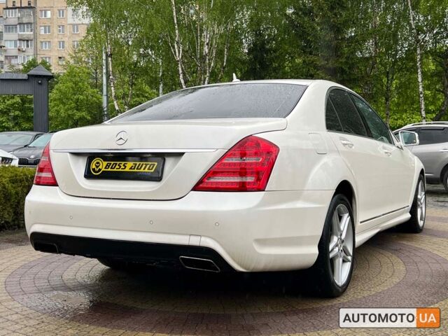 Белый Мерседес С 350, объемом двигателя 3 л и пробегом 318 тыс. км за 17800 $, фото 6 на Automoto.ua