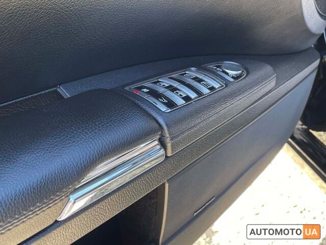 Черный Мерседес С 350, объемом двигателя 3.5 л и пробегом 244 тыс. км за 11999 $, фото 8 на Automoto.ua