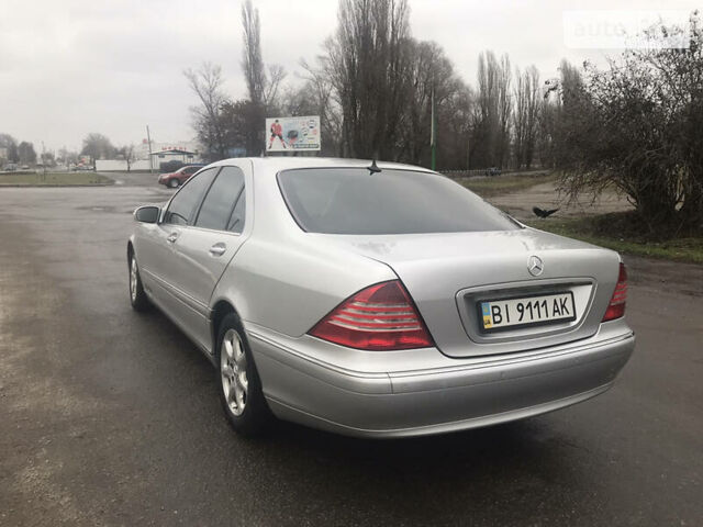 Сірий Мерседес С 350, об'ємом двигуна 3.7 л та пробігом 247 тис. км за 8800 $, фото 36 на Automoto.ua