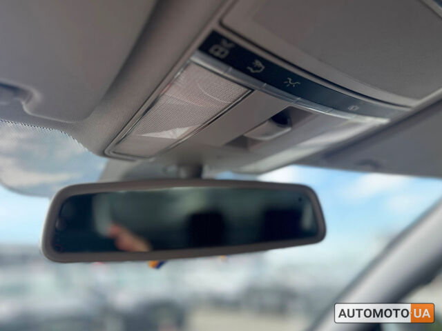 Серый Мерседес С 350, объемом двигателя 3.5 л и пробегом 316 тыс. км за 8800 $, фото 22 на Automoto.ua