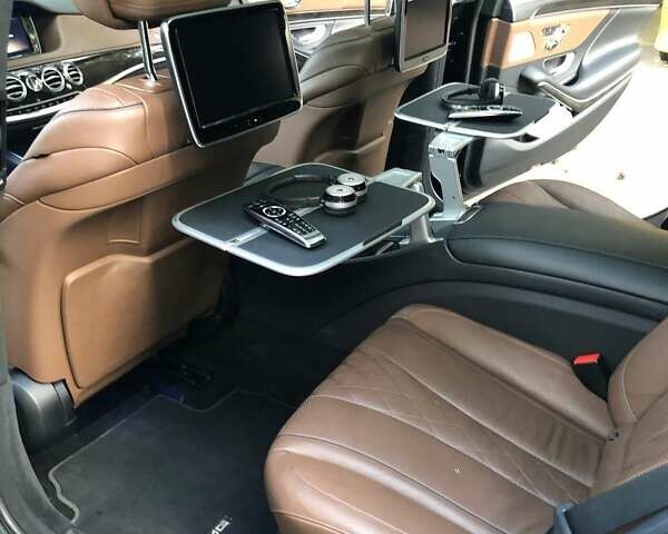 Чорний Мерседес С 500, об'ємом двигуна 0 л та пробігом 125 тис. км за 35000 $, фото 17 на Automoto.ua