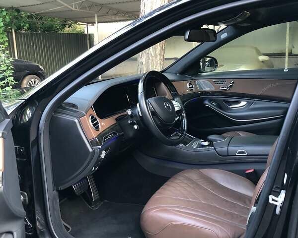 Чорний Мерседес С 500, об'ємом двигуна 0 л та пробігом 125 тис. км за 35000 $, фото 6 на Automoto.ua