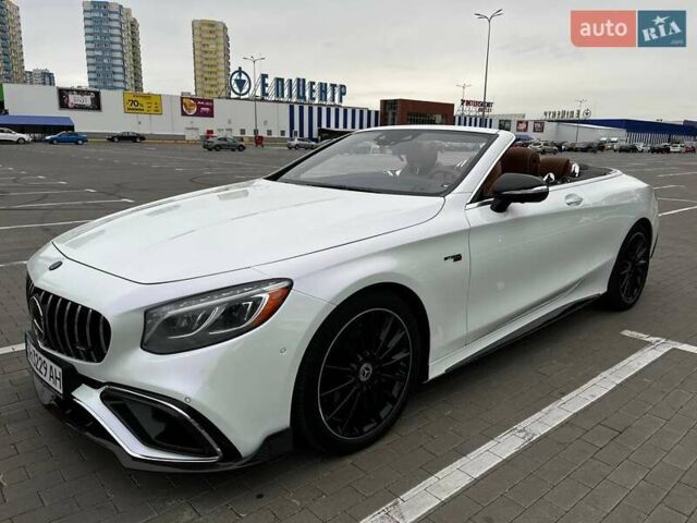 Білий Мерседес С Клас, об'ємом двигуна 3.98 л та пробігом 36 тис. км за 90000 $, фото 16 на Automoto.ua