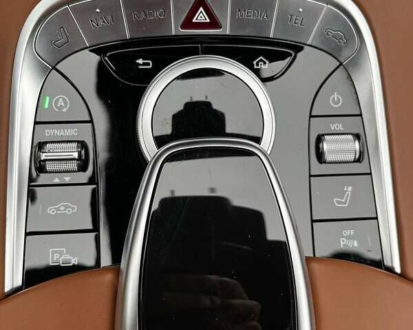 Білий Мерседес С Клас, об'ємом двигуна 3.98 л та пробігом 36 тис. км за 90000 $, фото 35 на Automoto.ua