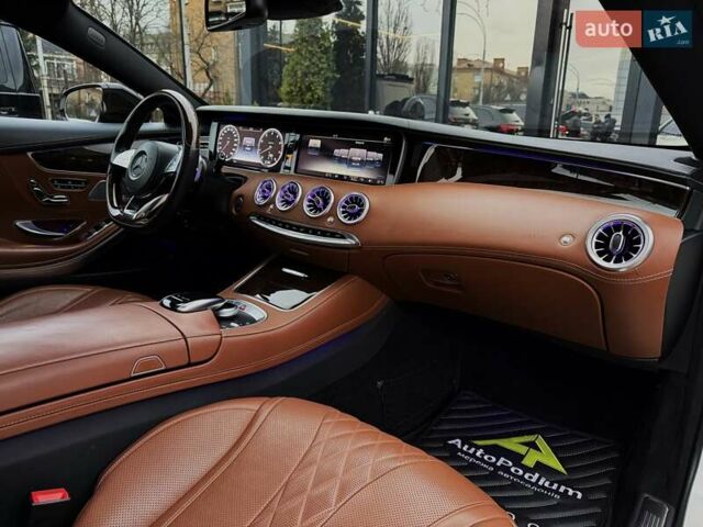 Білий Мерседес С Клас, об'ємом двигуна 4.66 л та пробігом 77 тис. км за 47999 $, фото 37 на Automoto.ua