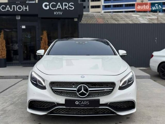 Белый Мерседес С Класс, объемом двигателя 4.66 л и пробегом 144 тыс. км за 41000 $, фото 1 на Automoto.ua