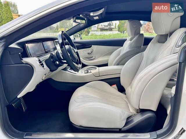 Белый Мерседес С Класс, объемом двигателя 4.66 л и пробегом 105 тыс. км за 49500 $, фото 18 на Automoto.ua