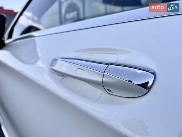 Белый Мерседес С Класс, объемом двигателя 4.66 л и пробегом 105 тыс. км за 49500 $, фото 17 на Automoto.ua