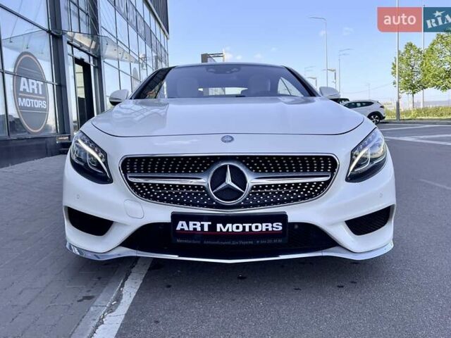 Белый Мерседес С Класс, объемом двигателя 4.66 л и пробегом 105 тыс. км за 49500 $, фото 12 на Automoto.ua