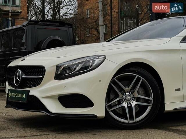 Білий Мерседес С Клас, об'ємом двигуна 4.66 л та пробігом 77 тис. км за 47999 $, фото 6 на Automoto.ua