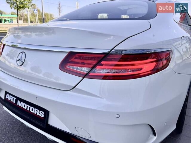 Белый Мерседес С Класс, объемом двигателя 4.66 л и пробегом 105 тыс. км за 49500 $, фото 13 на Automoto.ua