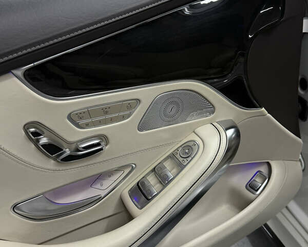 Білий Мерседес С Клас, об'ємом двигуна 4.7 л та пробігом 102 тис. км за 49000 $, фото 17 на Automoto.ua