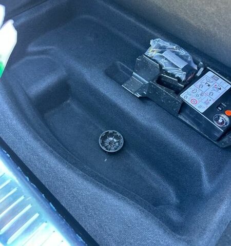 Белый Мерседес С Класс, объемом двигателя 3 л и пробегом 43 тыс. км за 75000 $, фото 38 на Automoto.ua