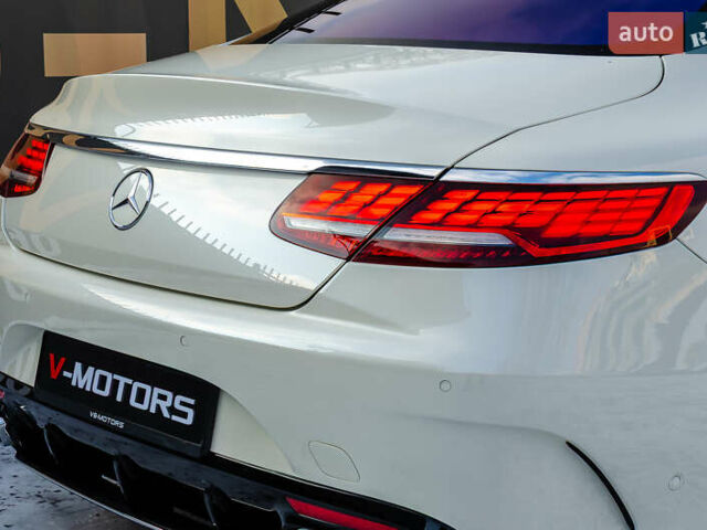 Білий Мерседес С Клас, об'ємом двигуна 4.66 л та пробігом 89 тис. км за 57777 $, фото 14 на Automoto.ua