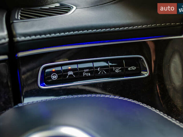 Білий Мерседес С Клас, об'ємом двигуна 4.66 л та пробігом 89 тис. км за 57777 $, фото 28 на Automoto.ua