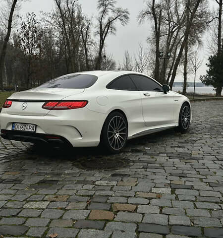 Белый Мерседес С Класс, объемом двигателя 3.98 л и пробегом 75 тыс. км за 60500 $, фото 4 на Automoto.ua