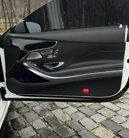 Белый Мерседес С Класс, объемом двигателя 3.98 л и пробегом 75 тыс. км за 60500 $, фото 5 на Automoto.ua