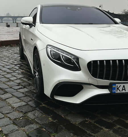 Белый Мерседес С Класс, объемом двигателя 3.98 л и пробегом 75 тыс. км за 60500 $, фото 3 на Automoto.ua