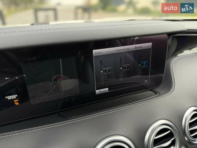 Білий Мерседес С Клас, об'ємом двигуна 3.98 л та пробігом 37 тис. км за 99990 $, фото 78 на Automoto.ua