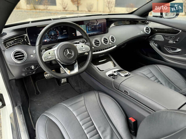 Білий Мерседес С Клас, об'ємом двигуна 3.98 л та пробігом 37 тис. км за 99990 $, фото 43 на Automoto.ua