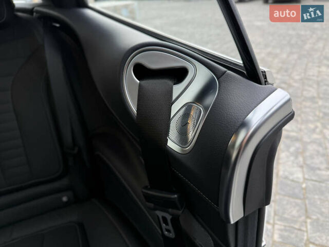 Білий Мерседес С Клас, об'ємом двигуна 3.98 л та пробігом 37 тис. км за 99990 $, фото 47 на Automoto.ua