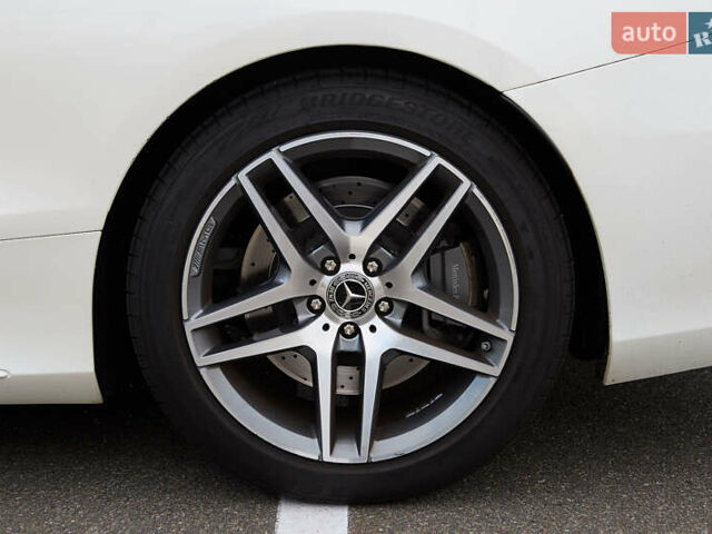 Белый Мерседес С Класс, объемом двигателя 3.98 л и пробегом 36 тыс. км за 120000 $, фото 9 на Automoto.ua