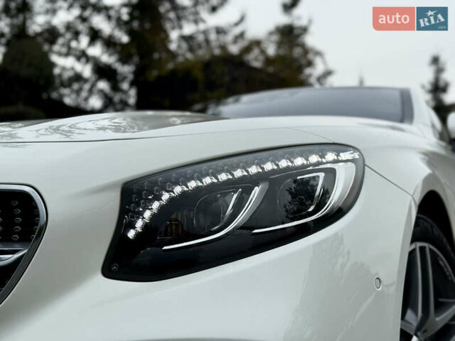 Білий Мерседес С Клас, об'ємом двигуна 3.98 л та пробігом 37 тис. км за 99990 $, фото 7 на Automoto.ua