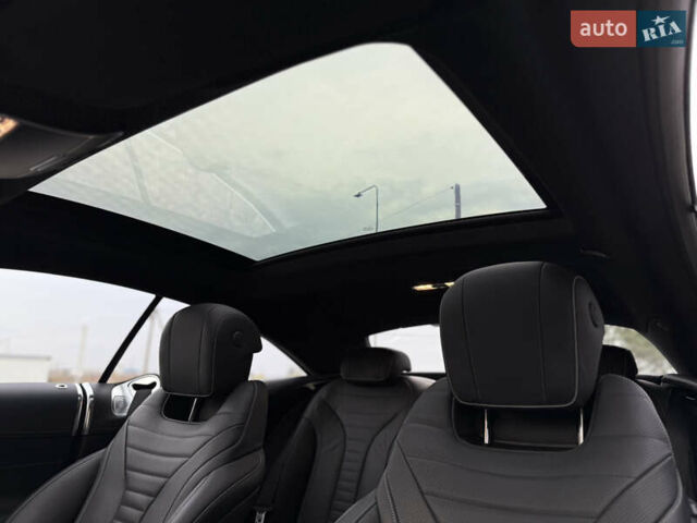 Білий Мерседес С Клас, об'ємом двигуна 3.98 л та пробігом 37 тис. км за 99990 $, фото 37 на Automoto.ua