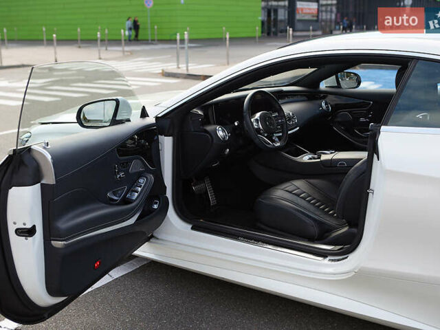 Белый Мерседес С Класс, объемом двигателя 3.98 л и пробегом 36 тыс. км за 120000 $, фото 25 на Automoto.ua