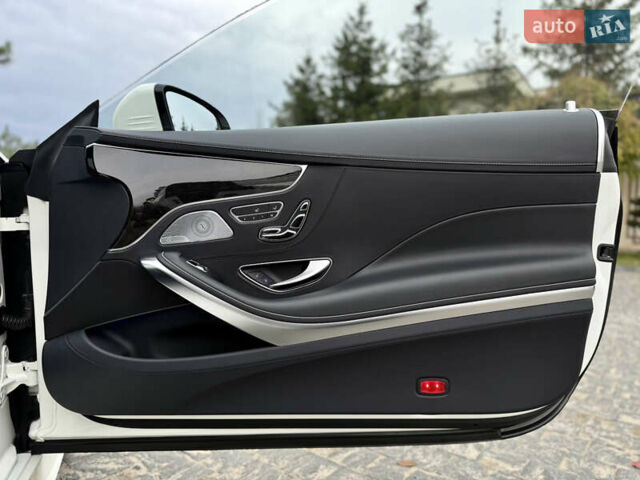 Білий Мерседес С Клас, об'ємом двигуна 3.98 л та пробігом 37 тис. км за 99990 $, фото 81 на Automoto.ua