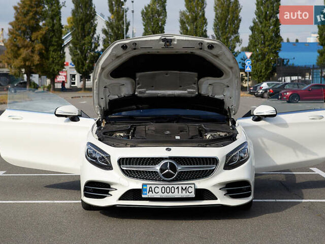 Белый Мерседес С Класс, объемом двигателя 3.98 л и пробегом 36 тыс. км за 120000 $, фото 1 на Automoto.ua