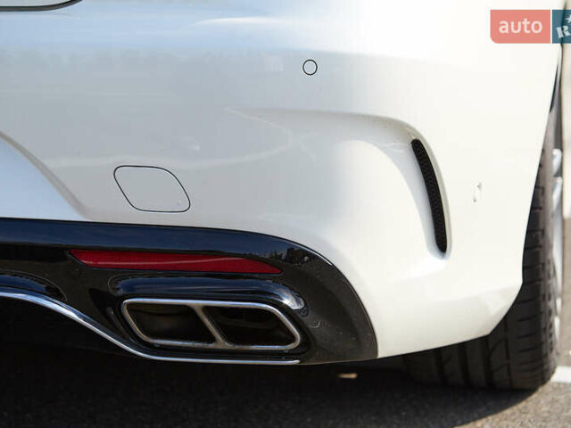 Белый Мерседес С Класс, объемом двигателя 3.98 л и пробегом 36 тыс. км за 120000 $, фото 11 на Automoto.ua