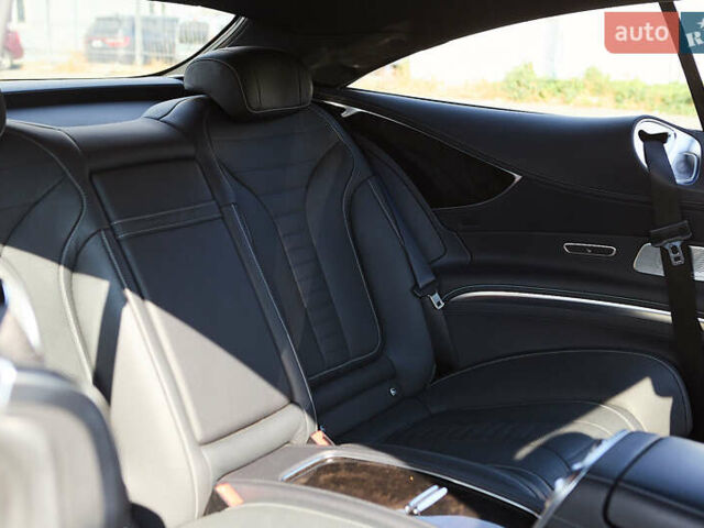 Белый Мерседес С Класс, объемом двигателя 3.98 л и пробегом 36 тыс. км за 120000 $, фото 38 на Automoto.ua