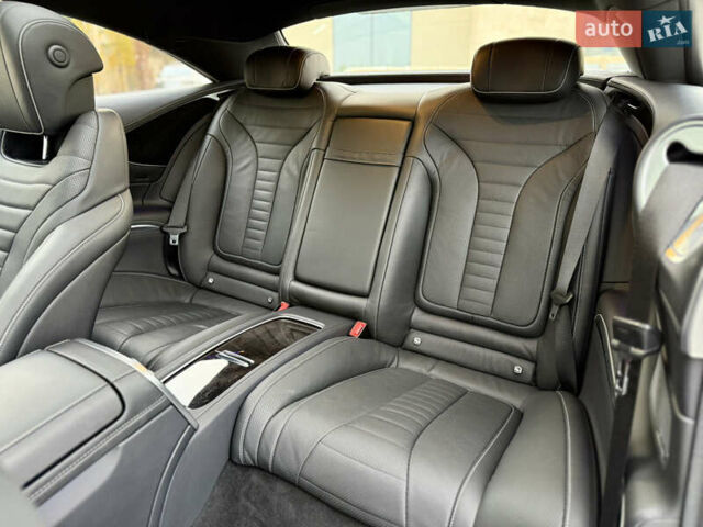 Білий Мерседес С Клас, об'ємом двигуна 3.98 л та пробігом 37 тис. км за 99990 $, фото 46 на Automoto.ua