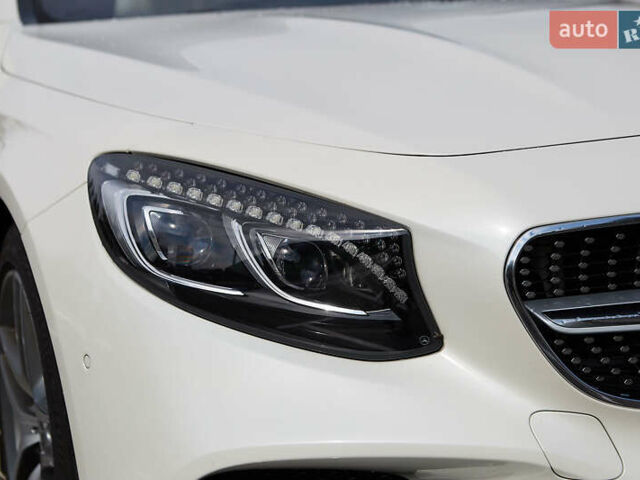 Белый Мерседес С Класс, объемом двигателя 3.98 л и пробегом 36 тыс. км за 120000 $, фото 5 на Automoto.ua