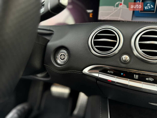 Білий Мерседес С Клас, об'ємом двигуна 3.98 л та пробігом 37 тис. км за 99990 $, фото 55 на Automoto.ua