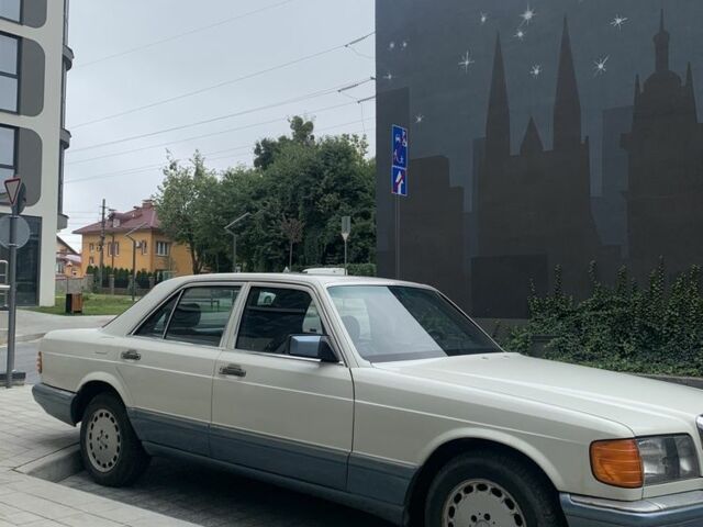 Белый Мерседес С Класс, объемом двигателя 3 л и пробегом 250 тыс. км за 4500 $, фото 2 на Automoto.ua
