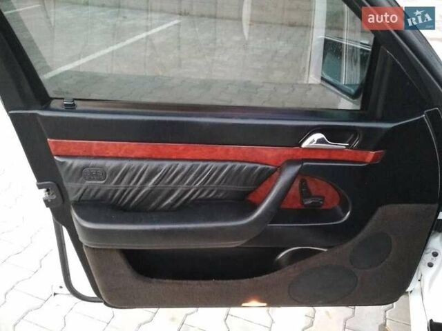 Белый Мерседес С Класс, объемом двигателя 3 л и пробегом 333 тыс. км за 7900 $, фото 12 на Automoto.ua