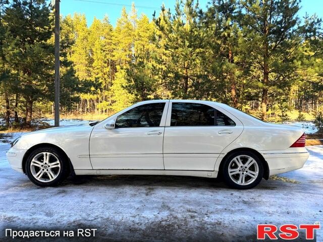 Білий Мерседес С Клас, об'ємом двигуна 5 л та пробігом 325 тис. км за 4850 $, фото 5 на Automoto.ua