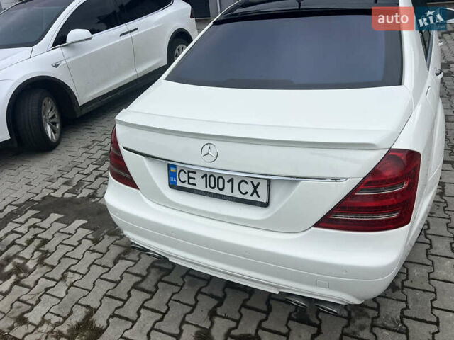Білий Мерседес С Клас, об'ємом двигуна 5.46 л та пробігом 332 тис. км за 12600 $, фото 3 на Automoto.ua