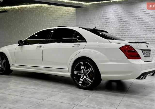 Білий Мерседес С Клас, об'ємом двигуна 3.5 л та пробігом 250 тис. км за 11000 $, фото 31 на Automoto.ua
