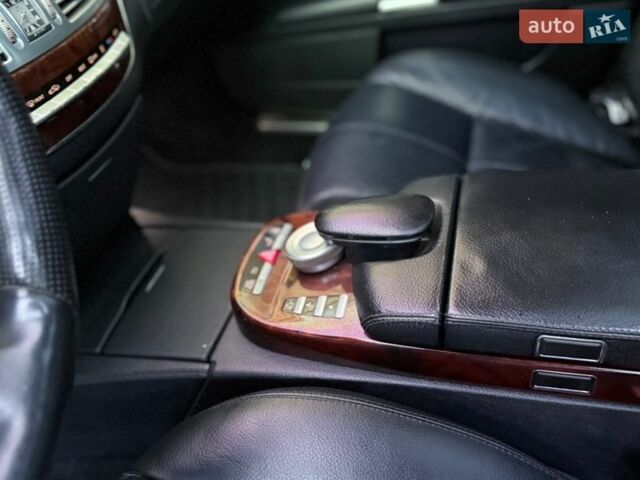 Белый Мерседес С Класс, объемом двигателя 3.5 л и пробегом 250 тыс. км за 10499 $, фото 84 на Automoto.ua